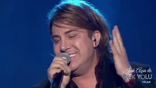 Unutturamaz Seni Hiçbir Şey Lyrics {English Translation} | Defne Samyeli