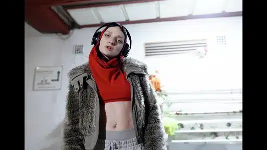 Velem Ég Lyrics English (with Translation) – Csinszka | Csinszka Csernik