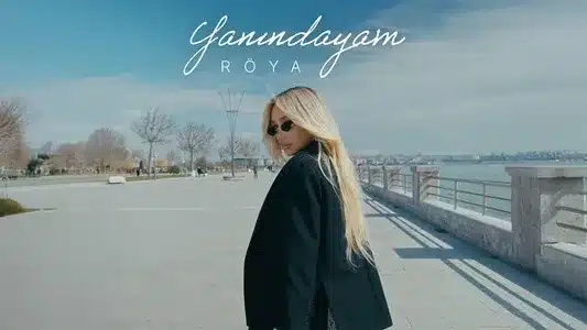 Yanındayam Lyrics English (Translation) — Röya